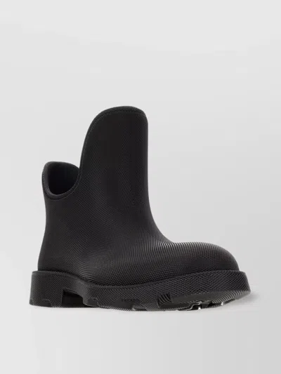 Burberry Chunky Sole Round Toe Textured Finish Boots In Black