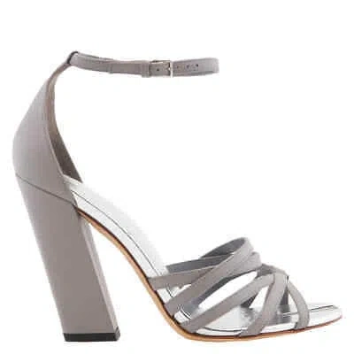 Pre-owned Burberry Cloud Grey Split-toe Detail Leather Hove Thong Sandals In Gray
