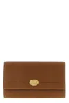 Burberry Cotswolds Wallet On Chain In Brown