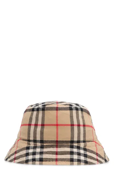 Burberry Bucket Hat In Beige