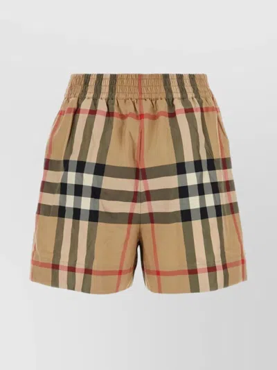 Burberry Shorts In Cream