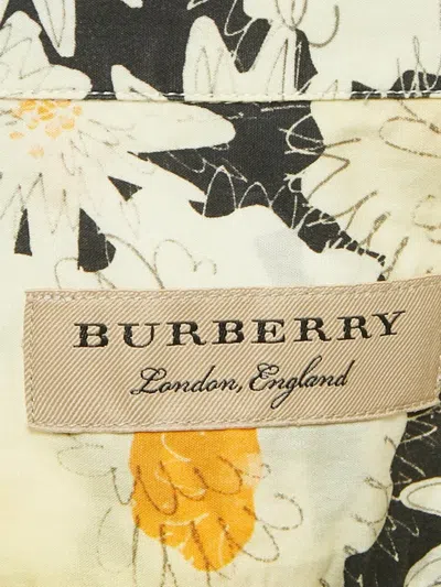 Pre-owned Burberry Cream Floral-print Short-sleeve Shirt In Neutral