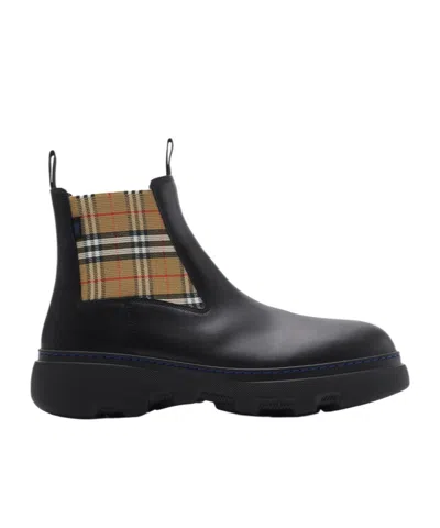 Burberry Creeper Chelsea Boots In Black