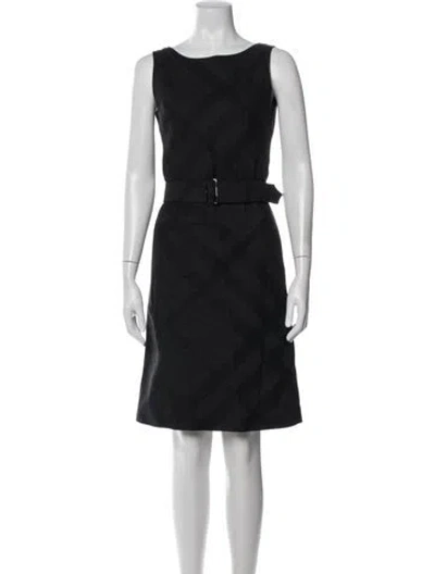 Pre-owned Burberry Crew Neck Knee-length Dress In Black