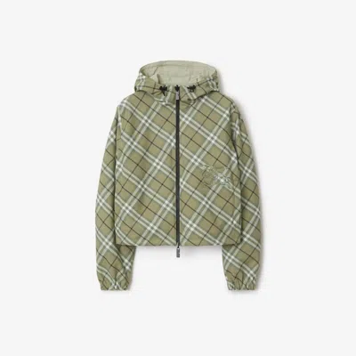 BURBERRY BURBERRY CROPPED REVERSIBLE CHECK HOODED JACKET