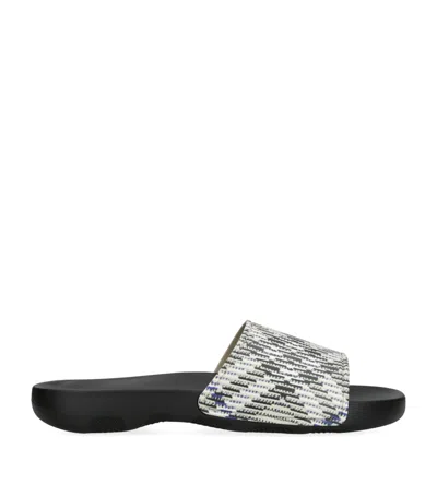 BURBERRY DIVE CHECK SLIDES
