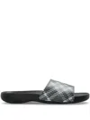 Burberry Patterned Strap Open Toe Rubber Sandals In Schwarz