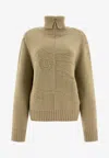 Burberry Luxurious Cashmere Sweater With Ekd Pattern