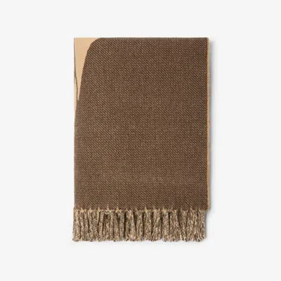 Burberry Ekd Wool Cashmere Blanket In Brown