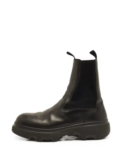 Pre-owned Burberry Elasticated Chelsea Boots In Black
