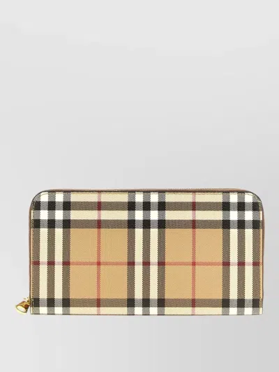 Burberry Elmore Check Pattern Wallet Gold Hardware In Neutral