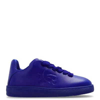 Burberry Embossed Logo Box Sneakers In Knight