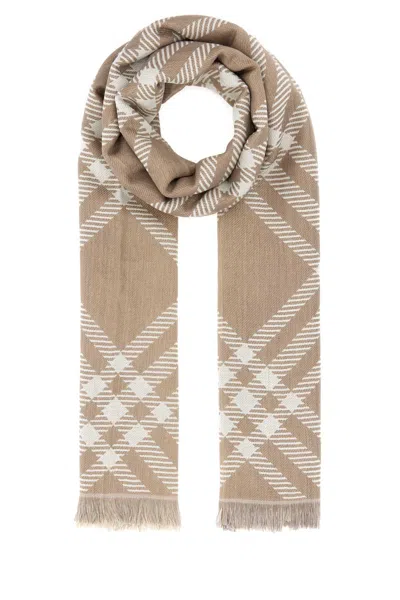 Burberry Gradient Scarf In Neutral