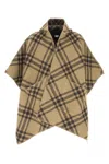 Burberry Check Pattern Hooded Cape In Candle