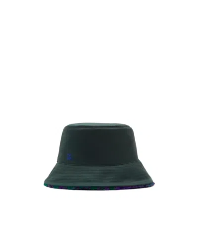 Burberry Equestrian Knight Reversible Bucket Hat In Green