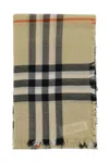 BURBERRY ERED WOOL STOLE