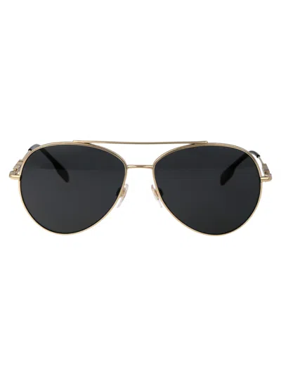 Burberry Eyewear 0be3147 Sunglasses