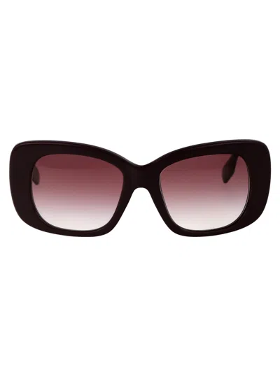 Burberry Eyewear 0be4410 Sunglasses In 39798h Bordeaux