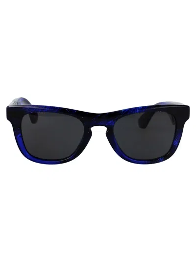 Burberry Eyewear 0be4426 Sunglasses In 411487 Check Blue