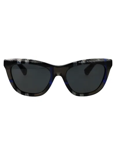 Burberry Eyewear 0be4435 Sunglasses In Lichen Check