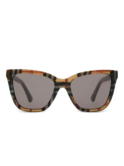Burberry Eyewear Karierte Sonnenbrille In Brown