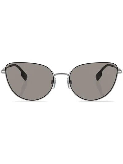 Burberry Eyewear Harper Cat-eye Frame Sunglasses In Grau