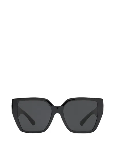 Burberry Eyewear Logo-detail Sunglasses In Black