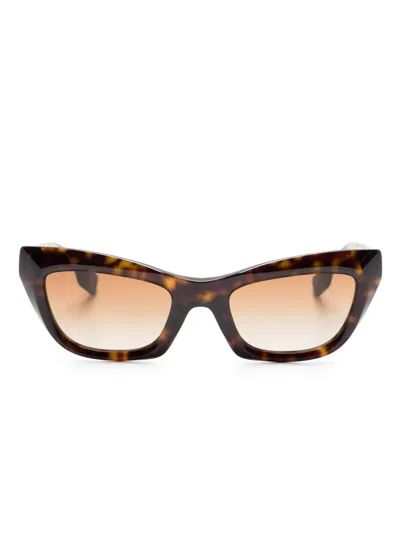 Burberry Eyewear Logo Lettering-plaque Tinted Sunglasses In Brown