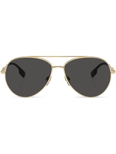 Burberry Eyewear Pilotenbrille Mit Logo-schild In Gold