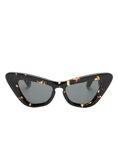 Burberry Eyewear Tortoiseshell Cat-eye Sunglasses In Brown