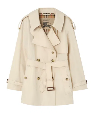 Burberry Fitzrovia Short Trench Coat In Neutral