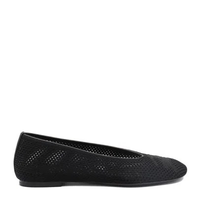 Burberry Flat Shoes In Black