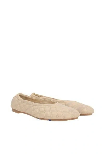 Burberry Flat Shoes In Clay