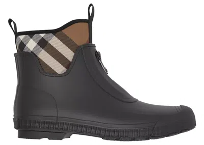 Pre-owned Burberry Flinton Rain Boots Rubber (men's) Sneakers In Black/brown/white