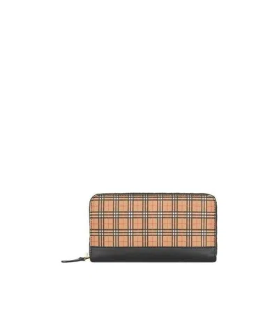 Burberry Full Zipper Wallet In Nude