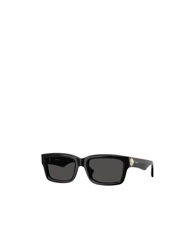 Burberry Geometric Frame Sunglasses In Black