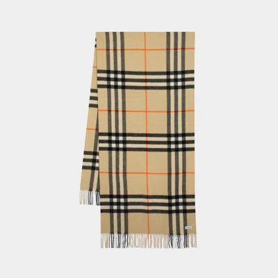 Burberry Giant Check Scarf -  - Cashmere - Beige In Gold