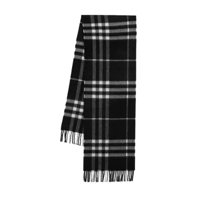 Burberry Giant Check Scarf In Black