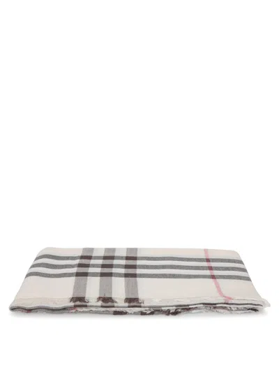 Burberry Giant Check Scarf In Alabasterpinkipck