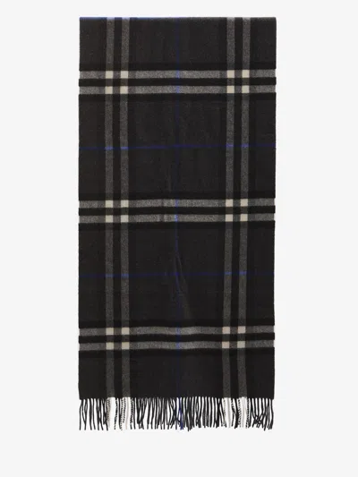 Burberry Giant Check Scarf In Blue