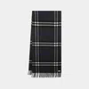 BURBERRY BURBERRY GIANT CHECK SCARF