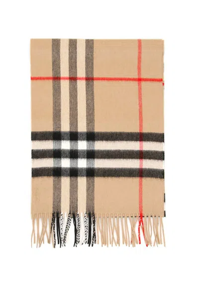 Burberry Giant Check Scarf In Nero