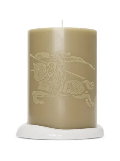 Burberry Ginger And Caramel Candle In Neutral