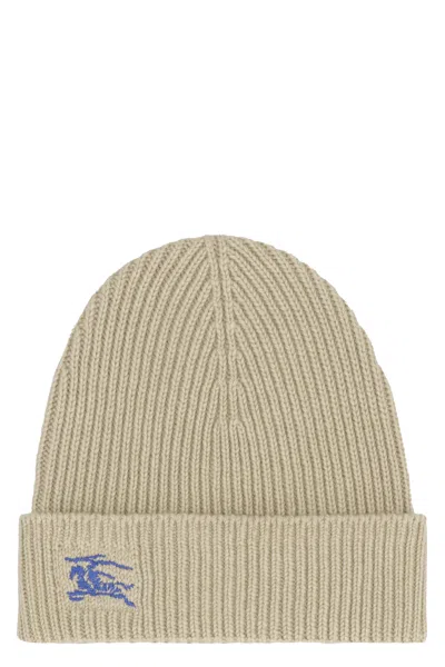 Burberry Knitted Beanie In Green