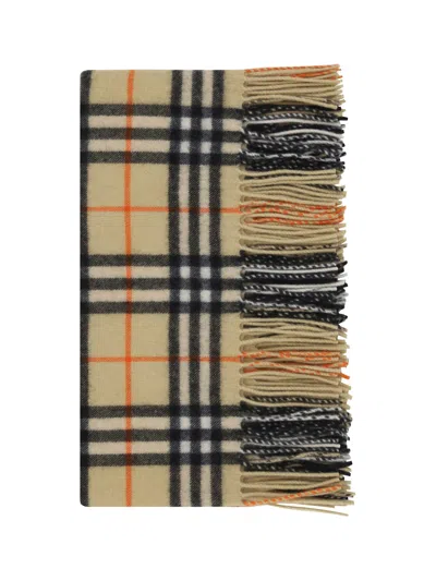 Burberry Happy Scarf In Beige