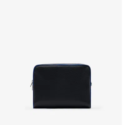 Burberry Heritage Ekd Pouch In Black