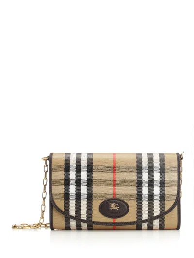 Burberry Highlands Wallet Clutches Beige