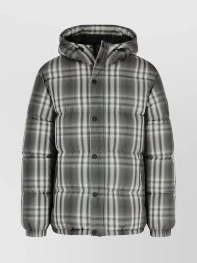 Burberry Hooded Down Jacket Quilted Design In Black
