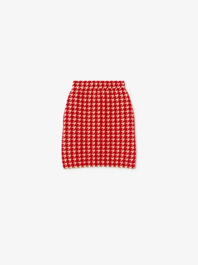Burberry Houndstooth Nylon Blend M In Red