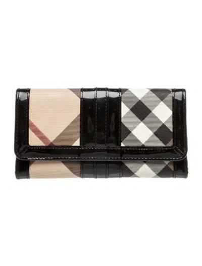 Pre-owned Burberry House Check Clutch In Neutral